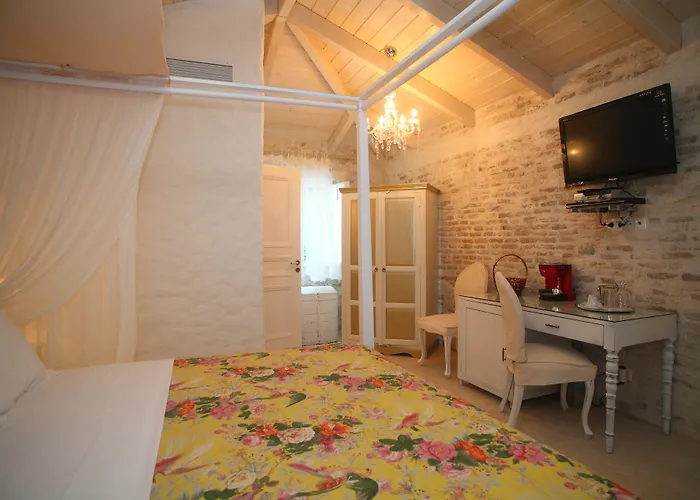 Affittacamere The Aigli 4*