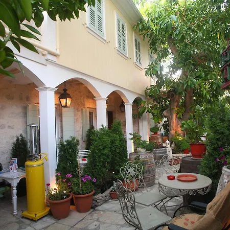 Casa de hóspedes The Aigli 3*