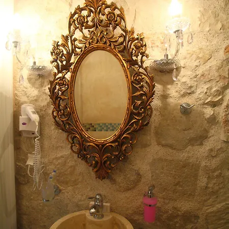 The Aigli Konukevi 4*